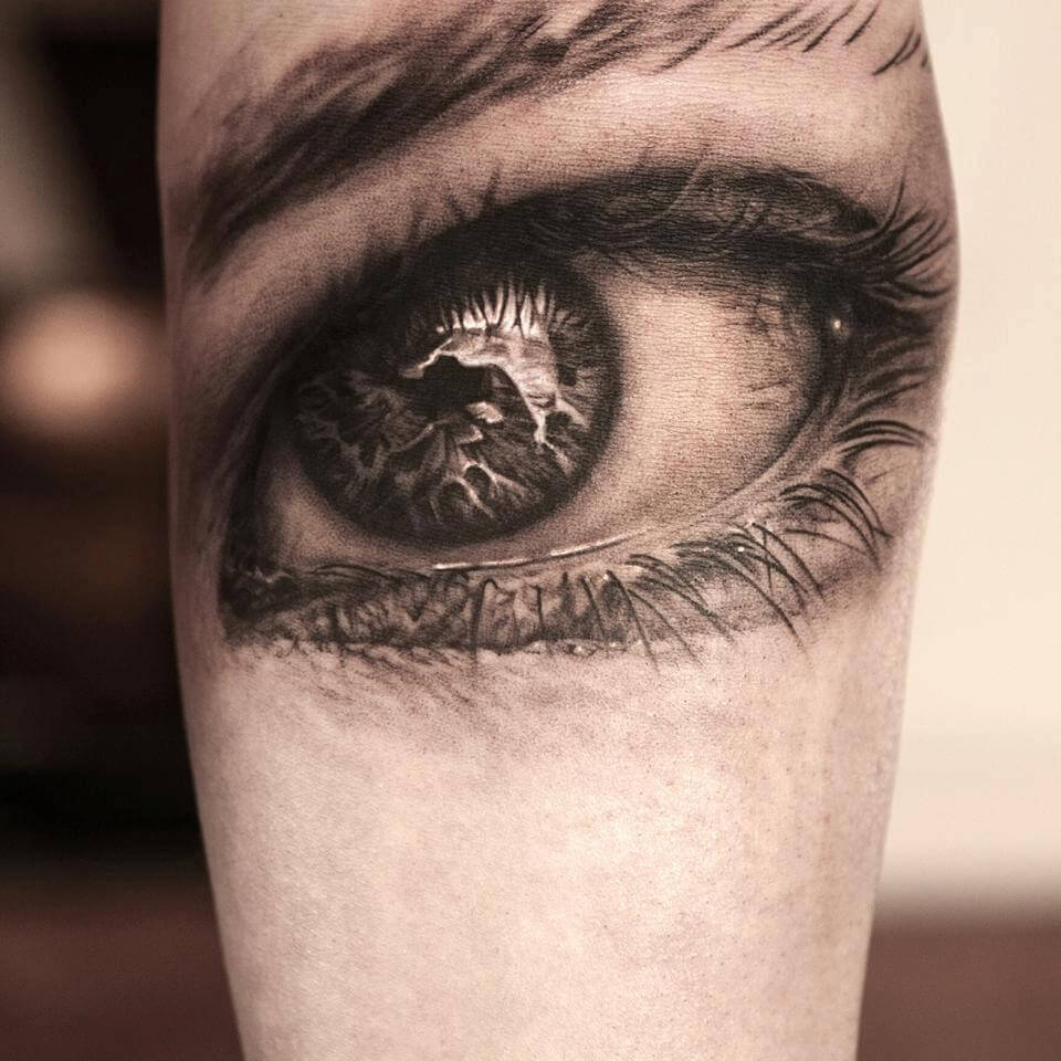 Grey Ink 3d eye tattoo